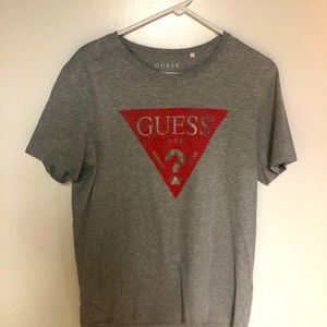 Guess tshirt